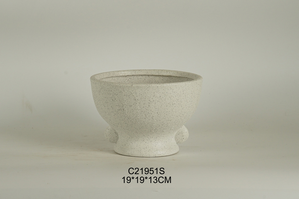 PLANTER