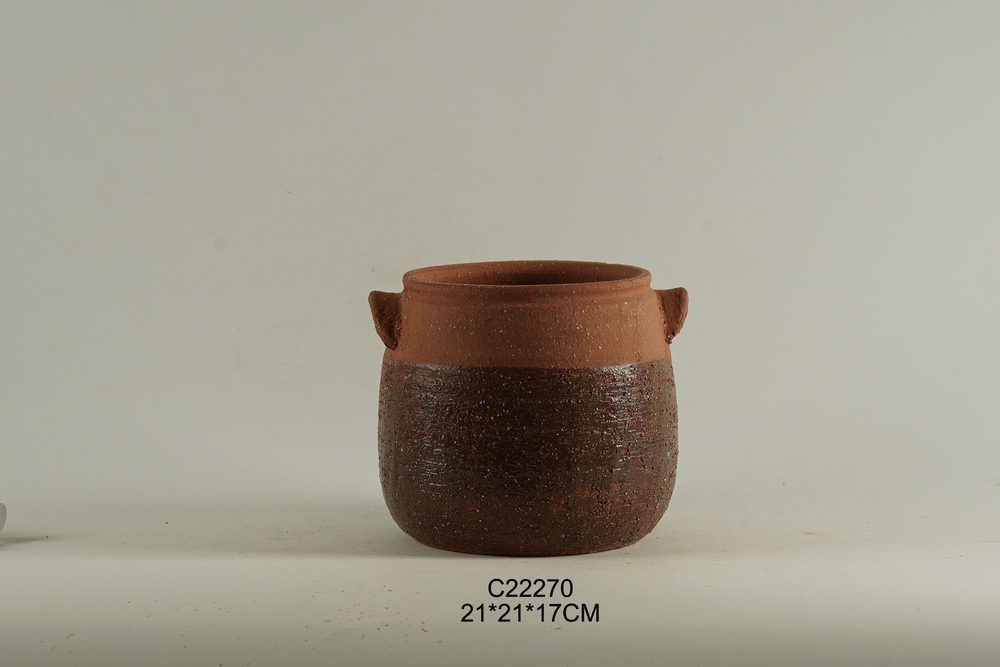 PLANTER