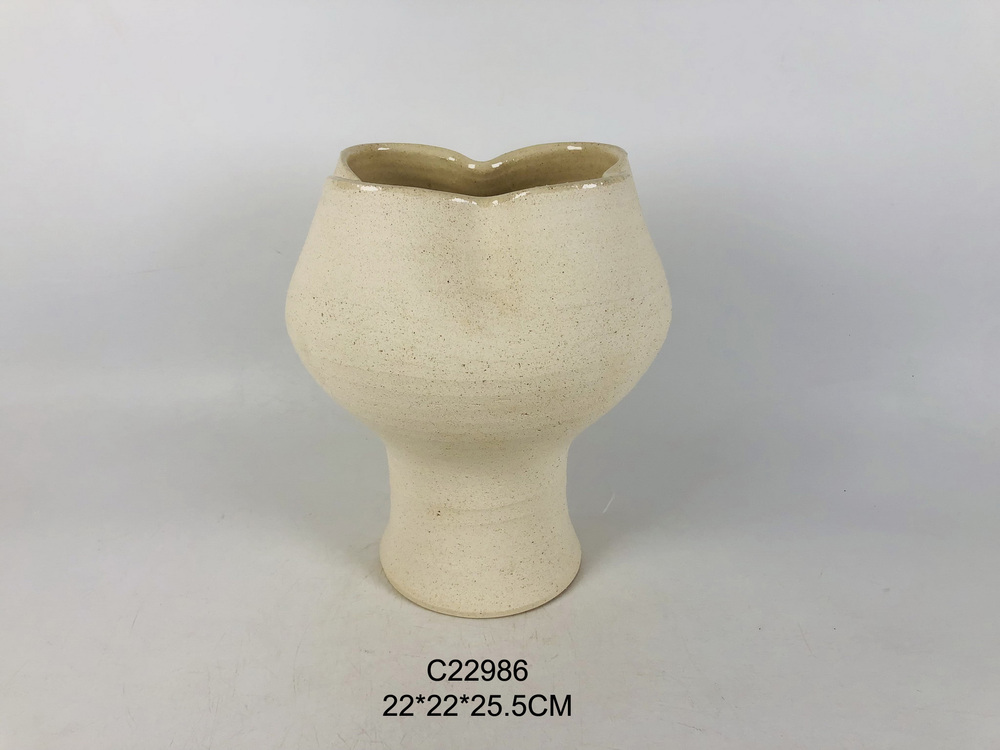PLANTER