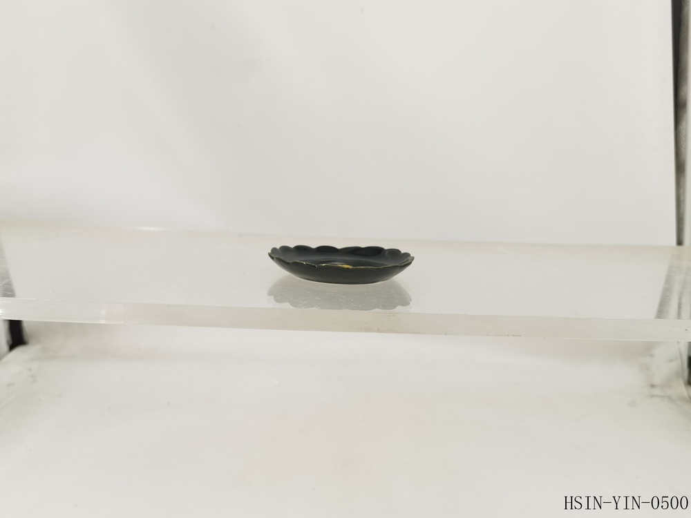 Sauce dish
