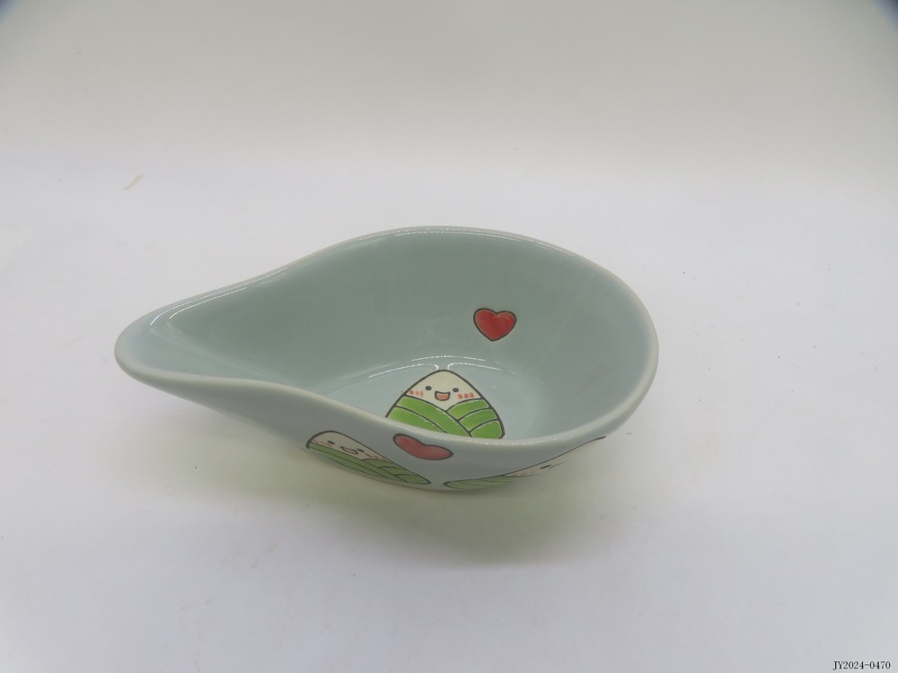 Sauce dish
