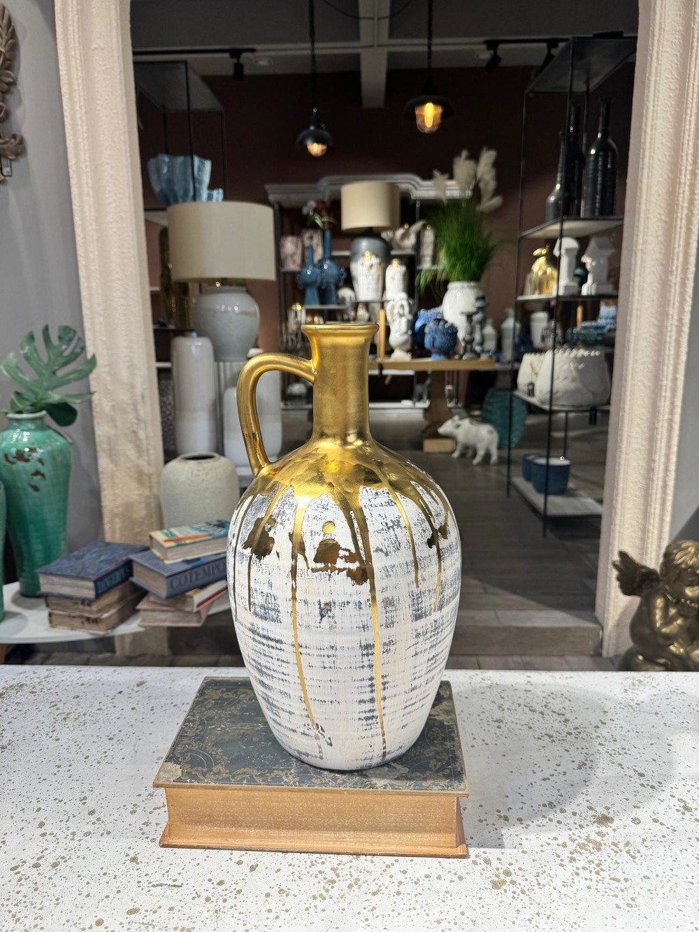 VASE