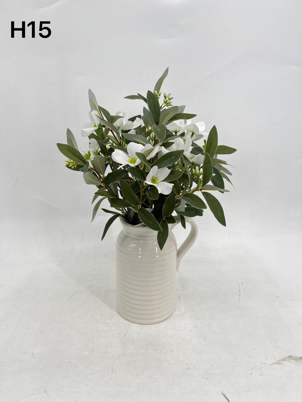 Botanical table decor