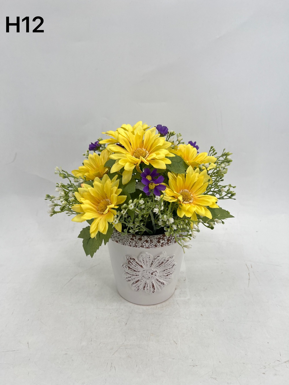 Botanical table decor