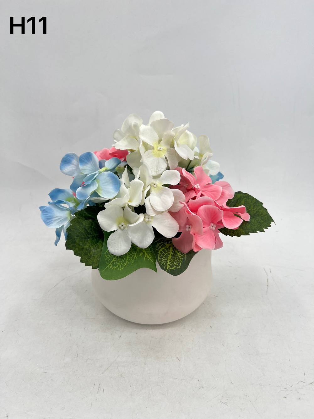 Botanical table decor