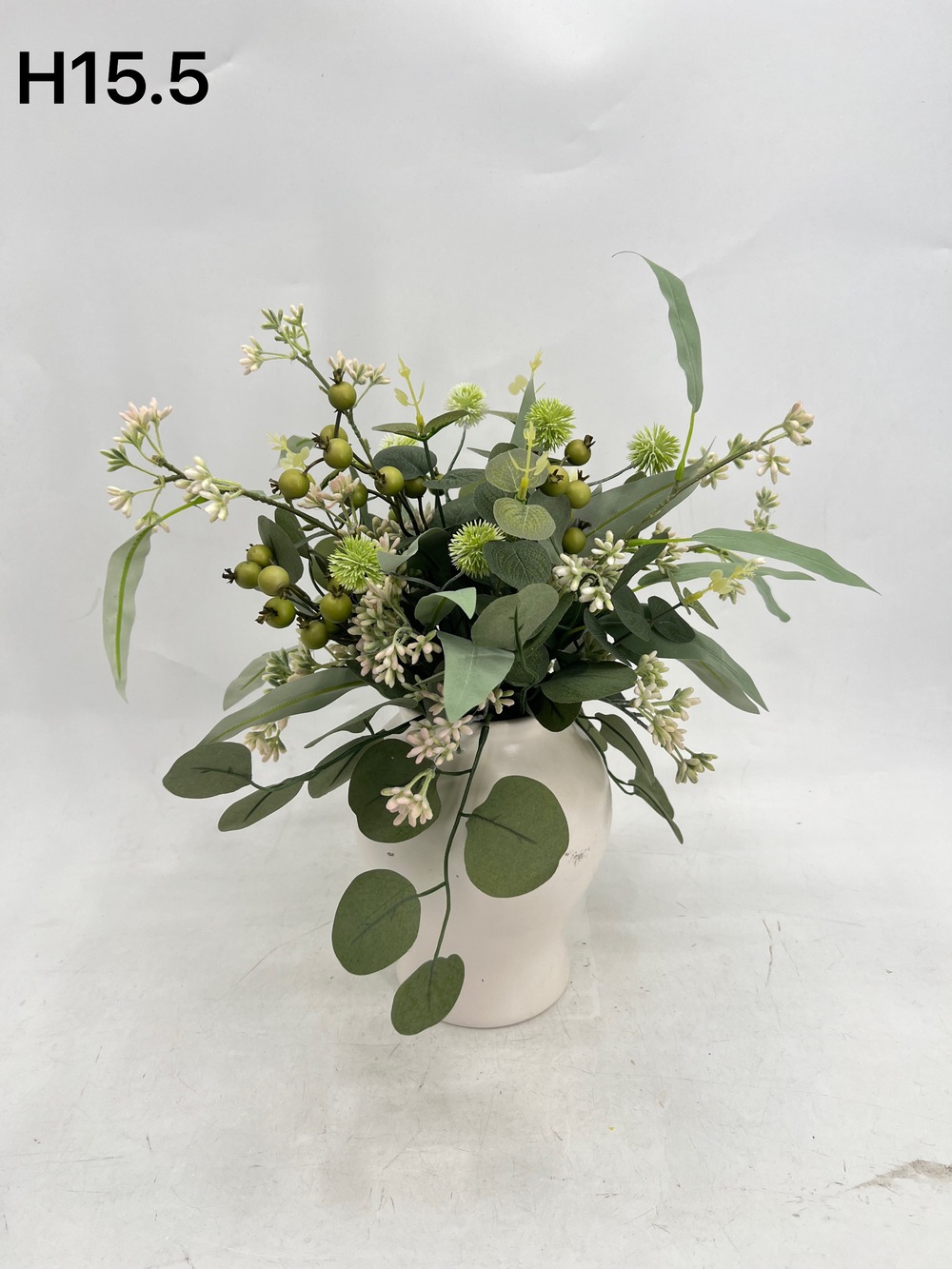 Botanical table decor
