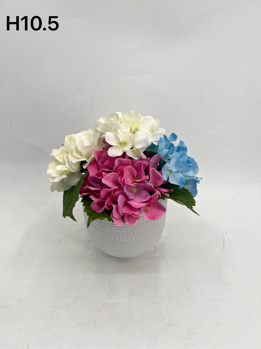 Botanical table decor