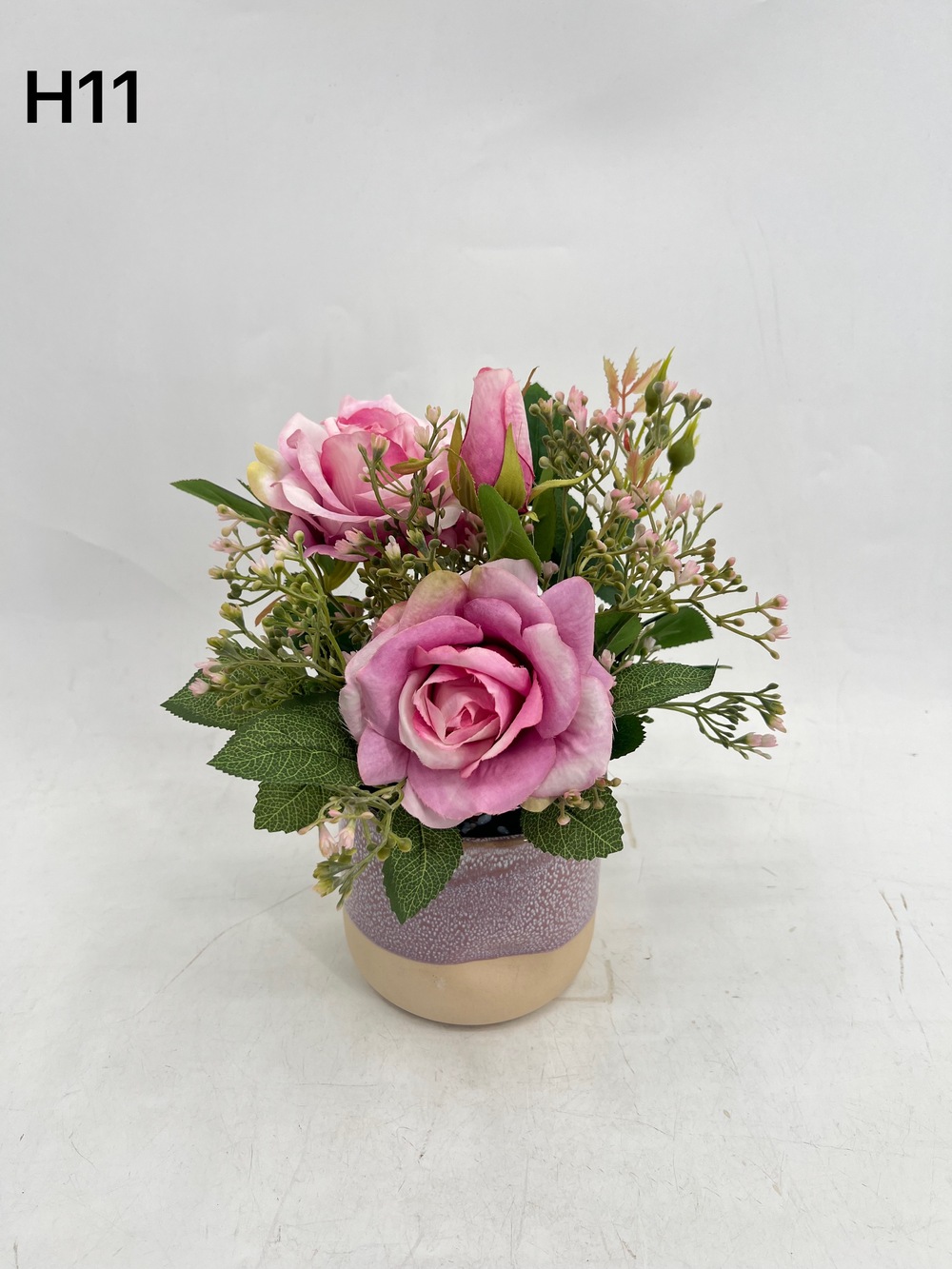 Botanical table decor