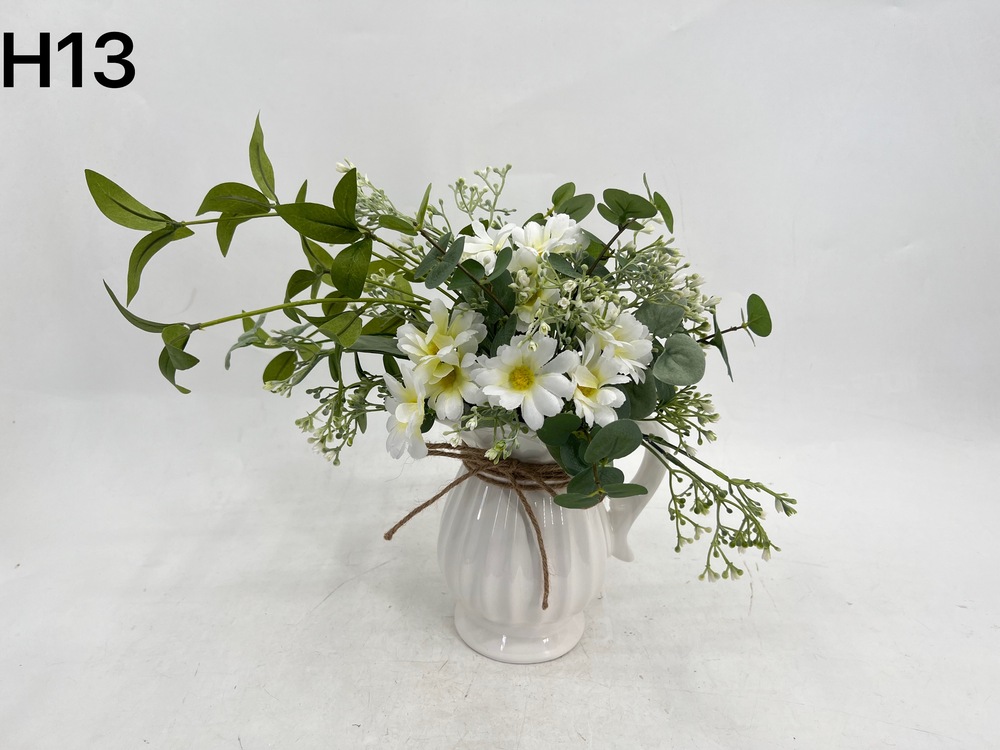 Botanical table decor