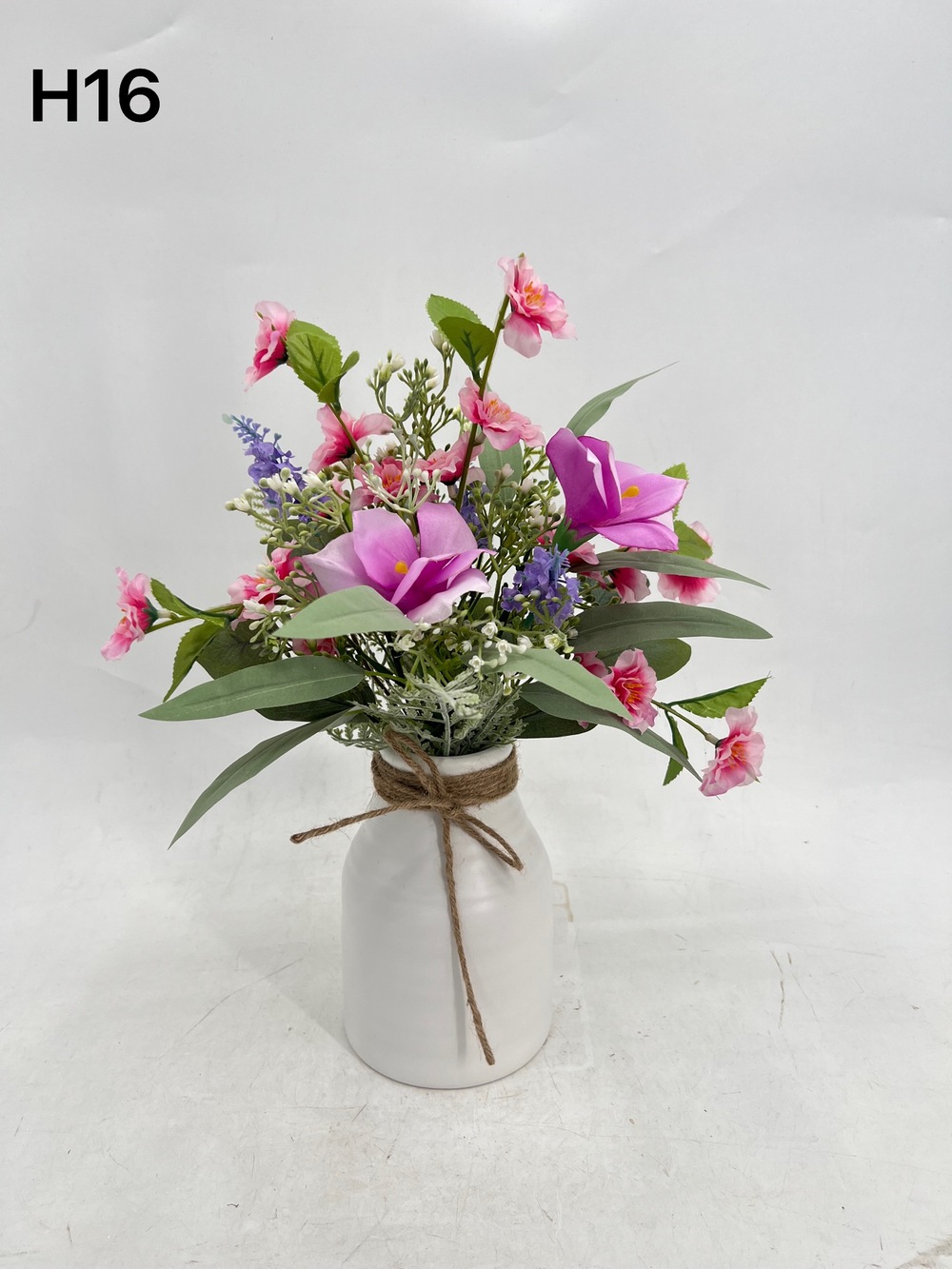 Botanical table decor
