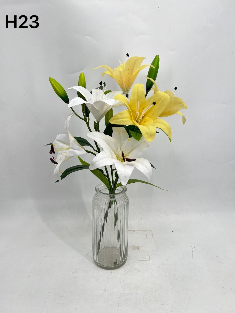 Botanical table decor