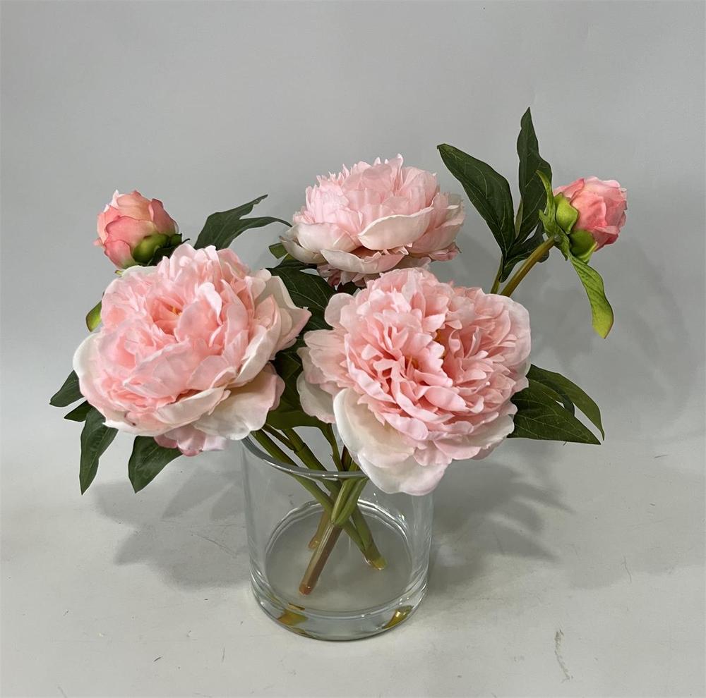 Botanical table decor