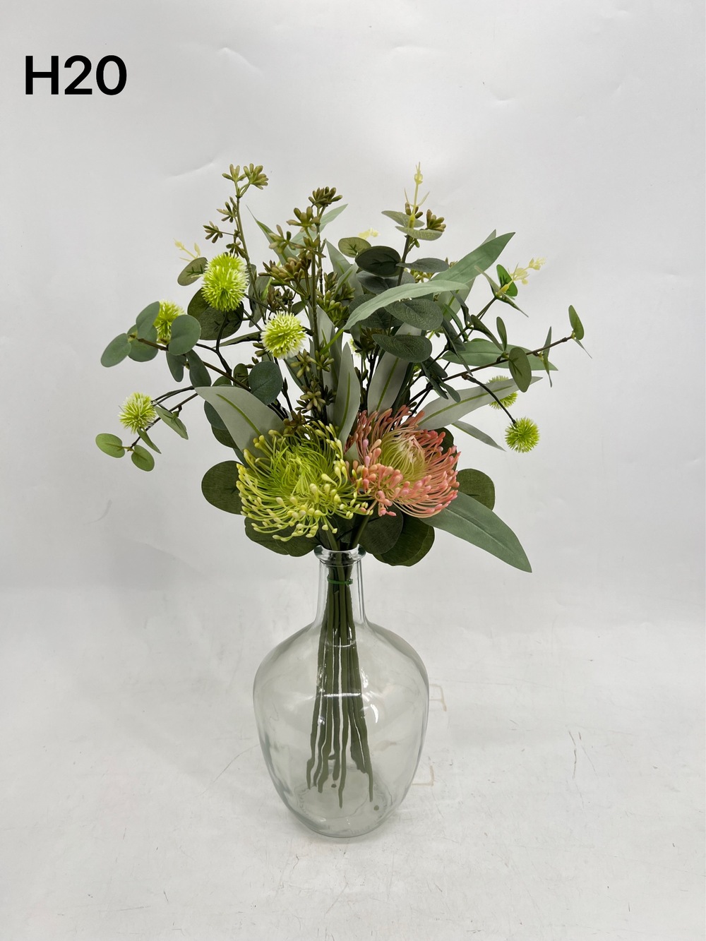 Botanical table decor