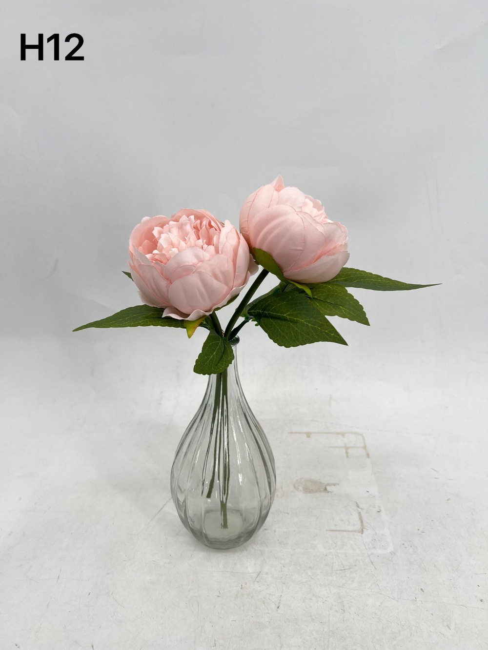 Botanical table decor