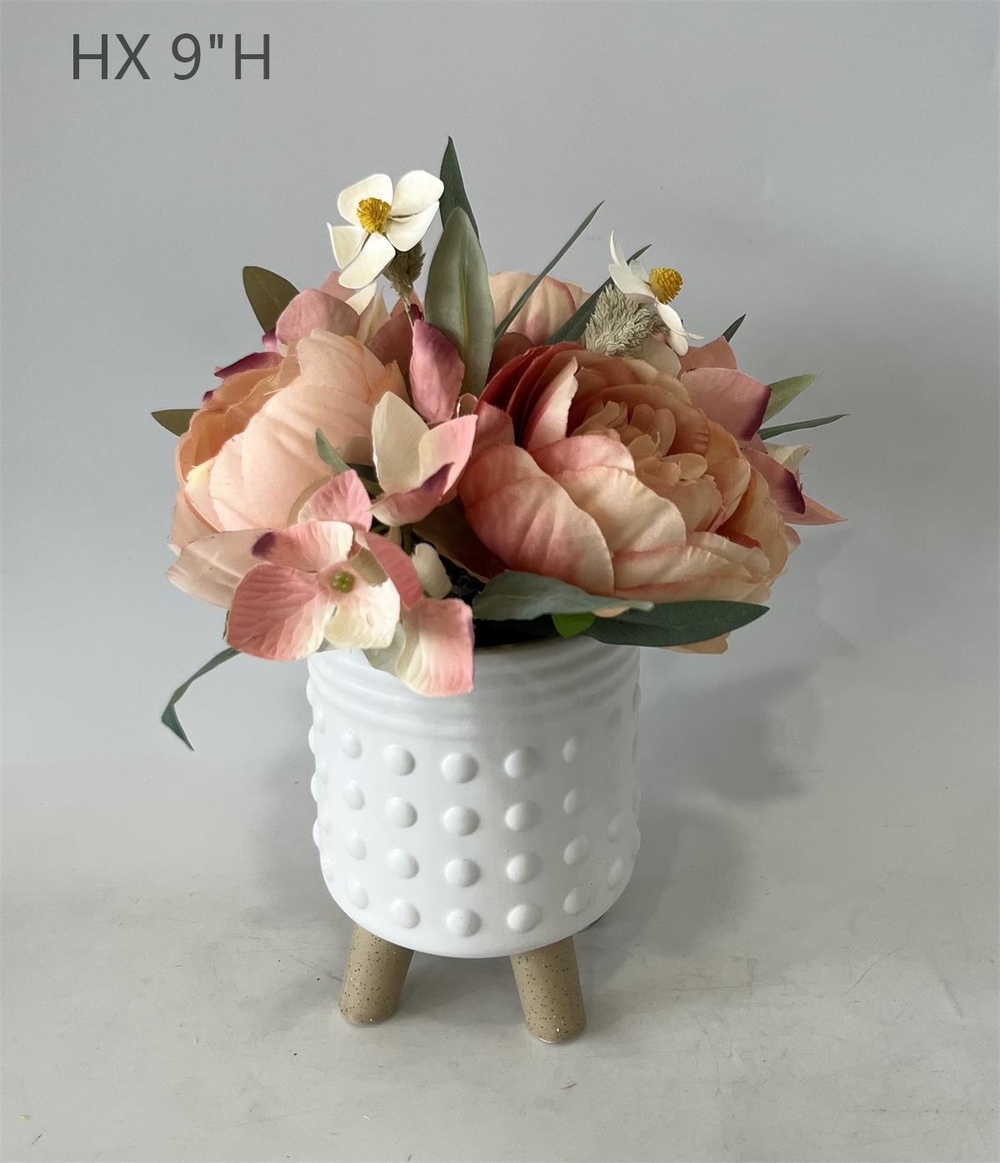 Botanical table decor