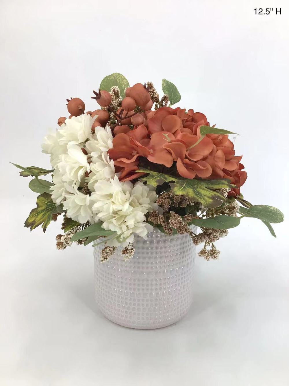 Botanical table decor