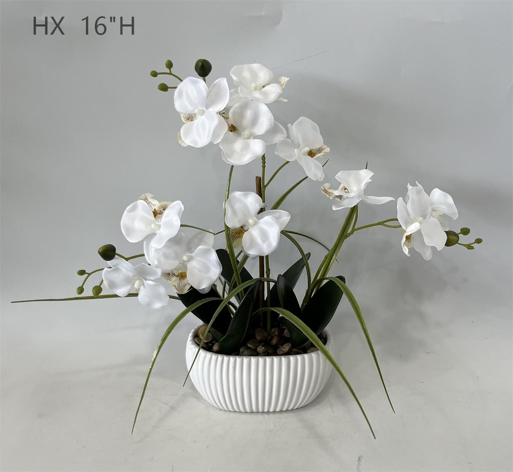 Botanical table decor