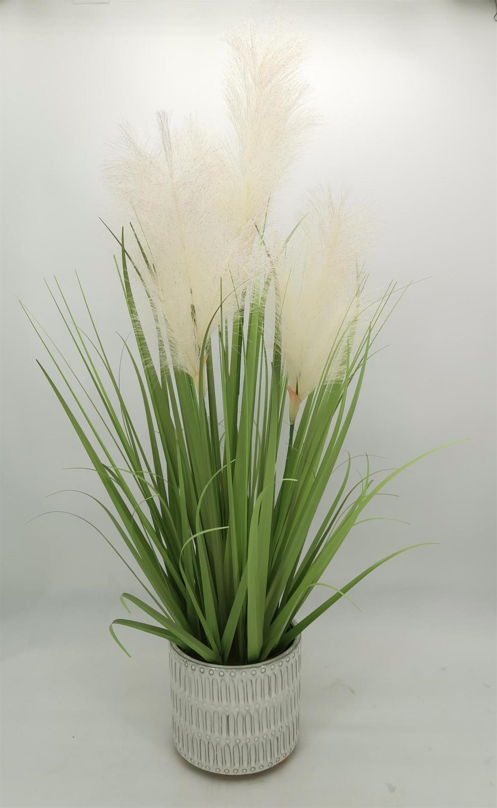 Botanical table decor