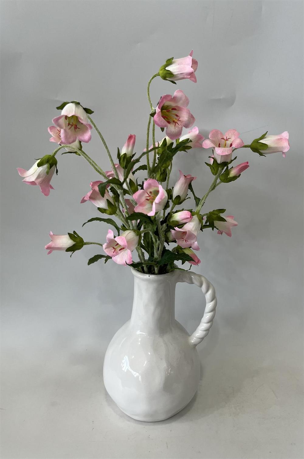 Botanical table decor