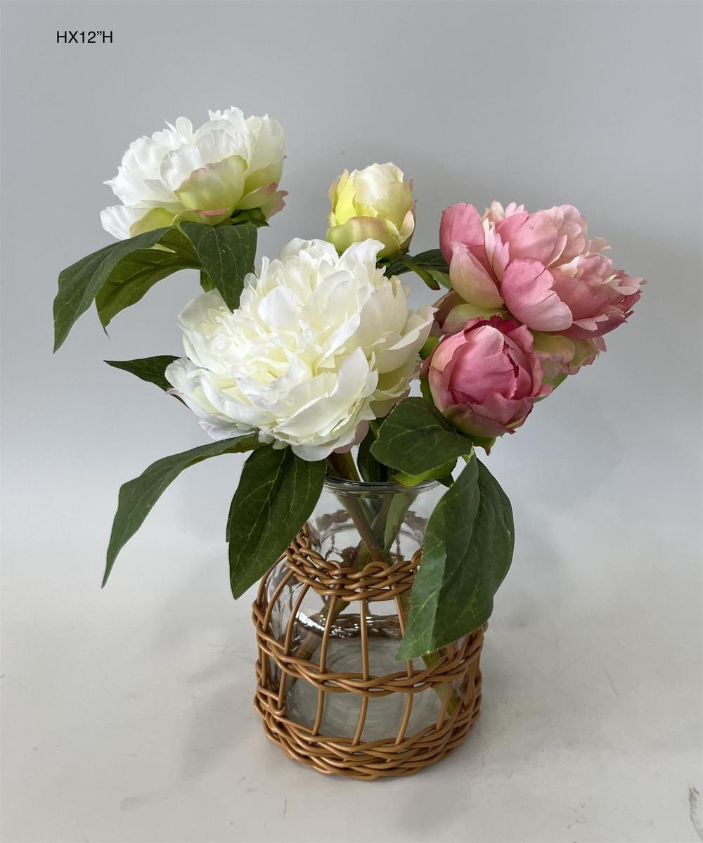 Botanical table decor