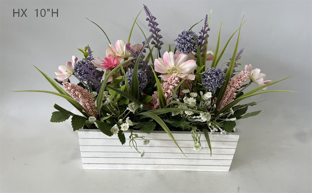 Botanical table decor