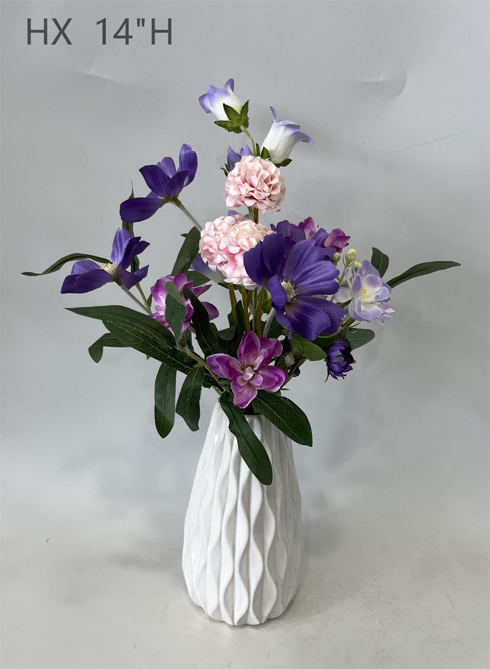 Botanical table decor