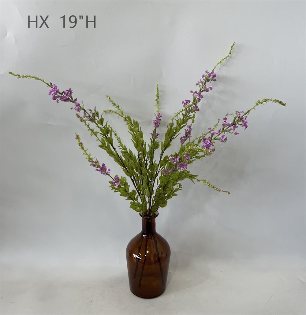Botanical table decor