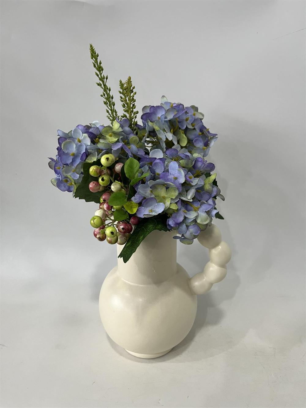 Botanical table decor