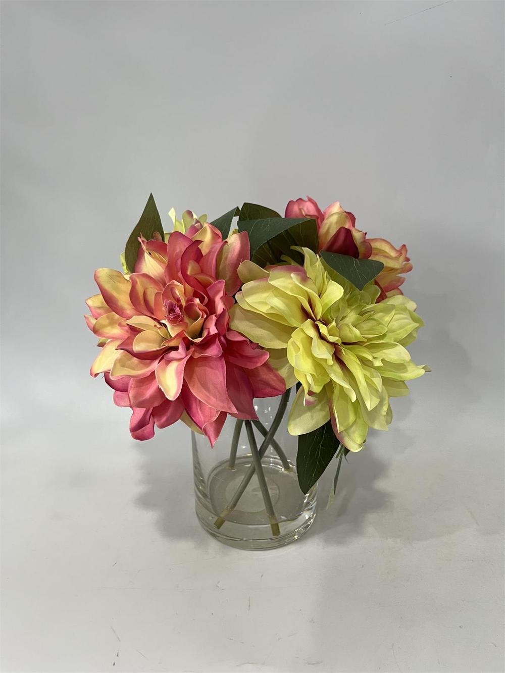Botanical table decor
