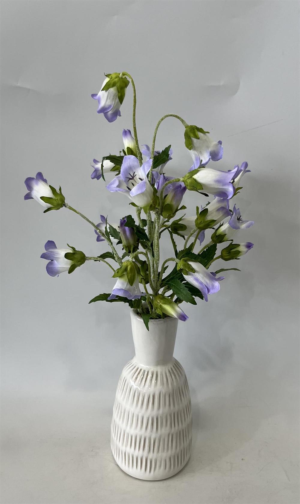 Botanical table decor