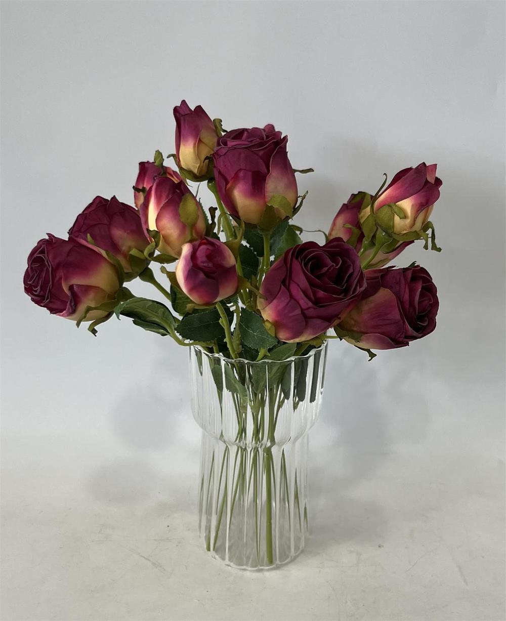 Botanical table decor