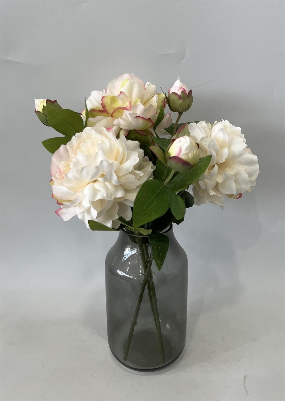 Botanical table decor