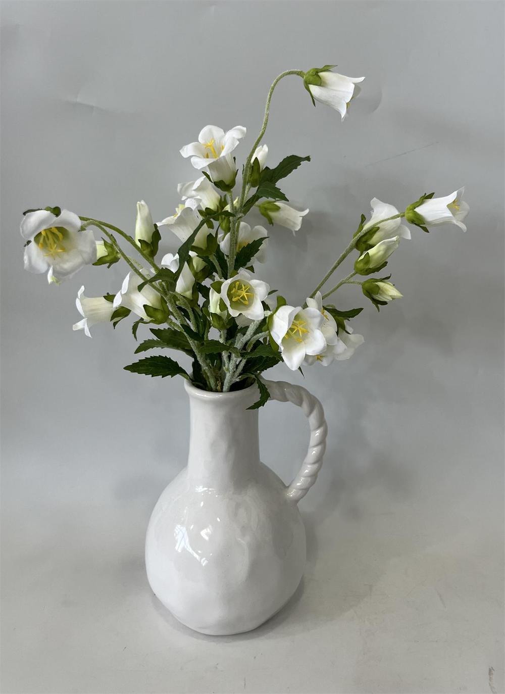 Botanical table decor