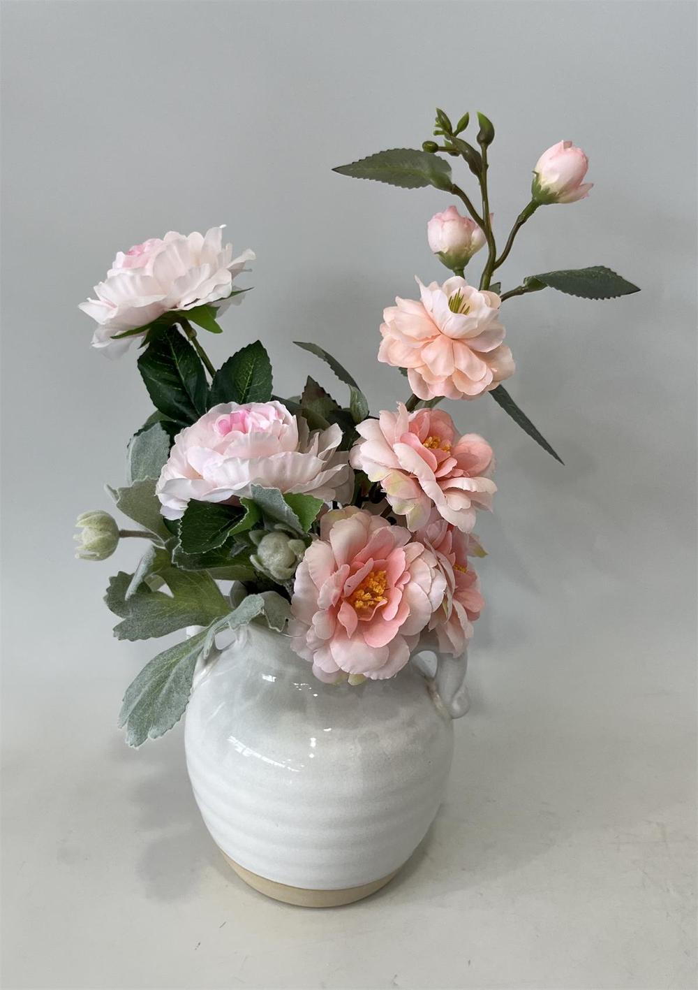 Botanical table decor