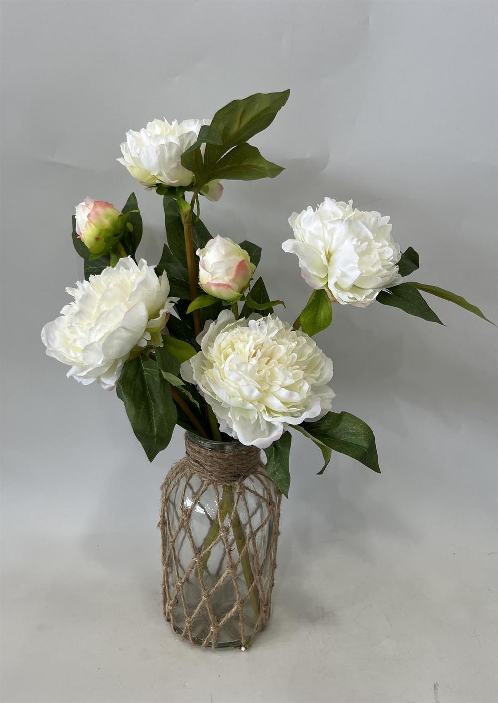 Botanical table decor