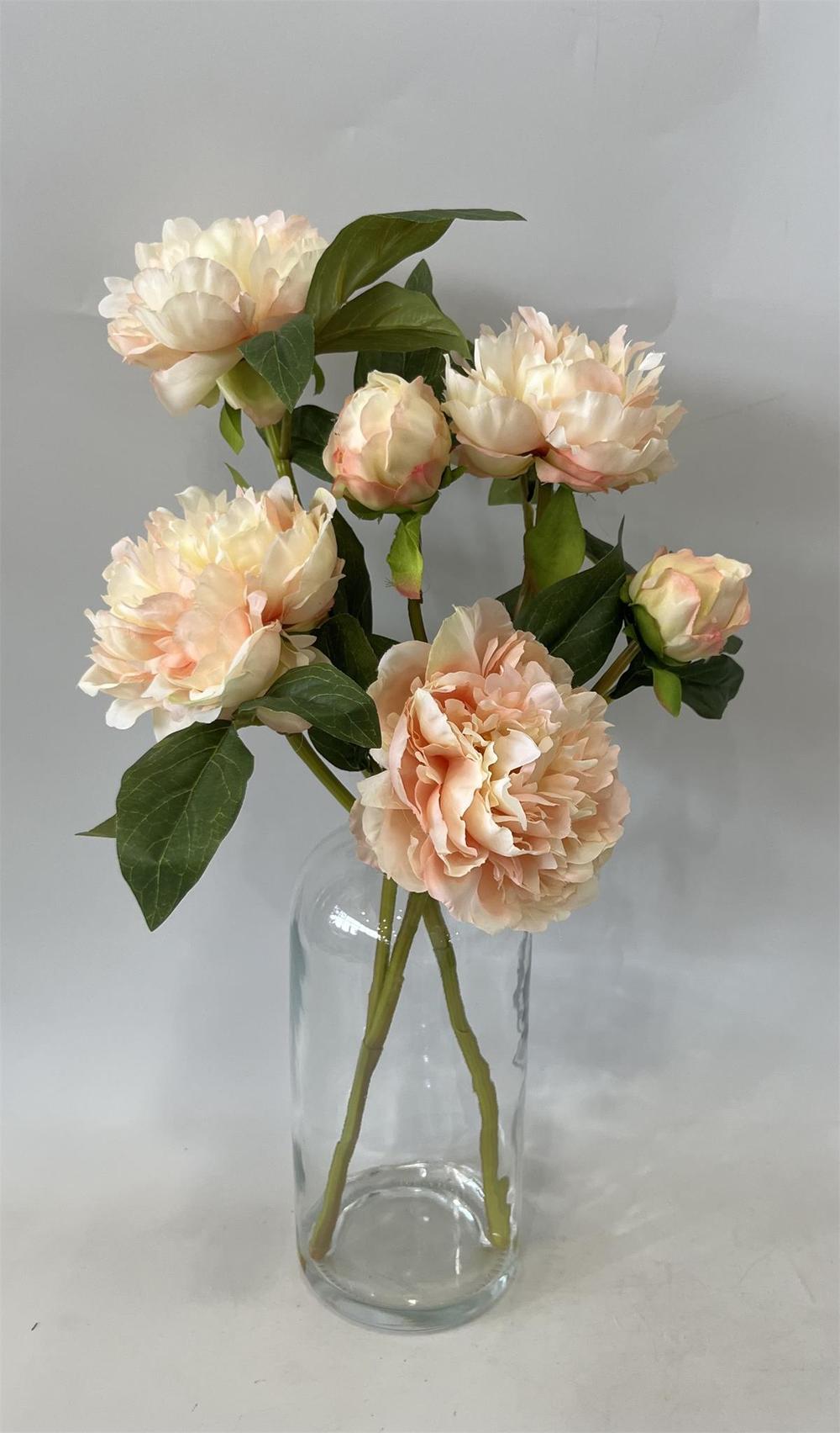 Botanical table decor