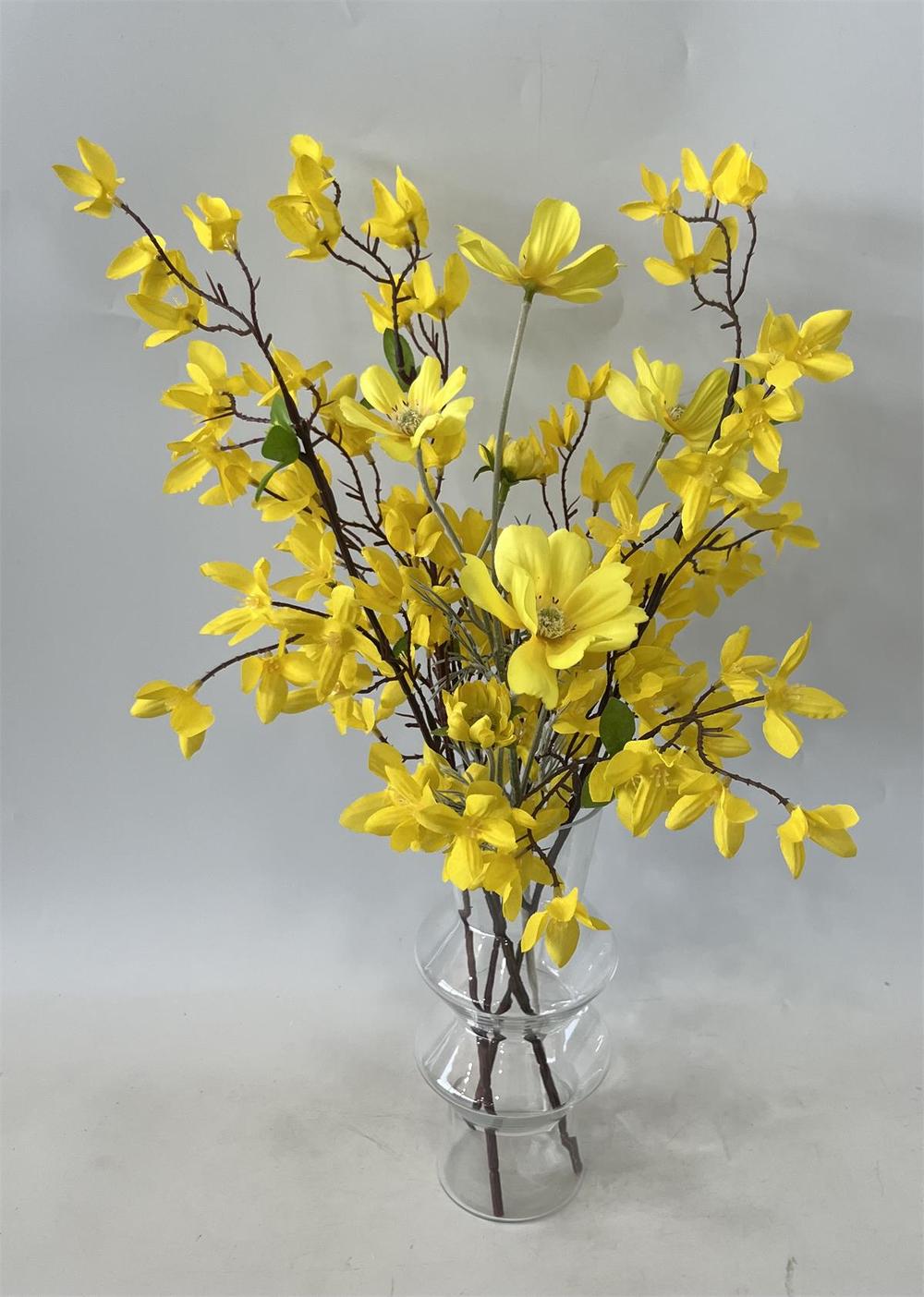 Botanical table decor