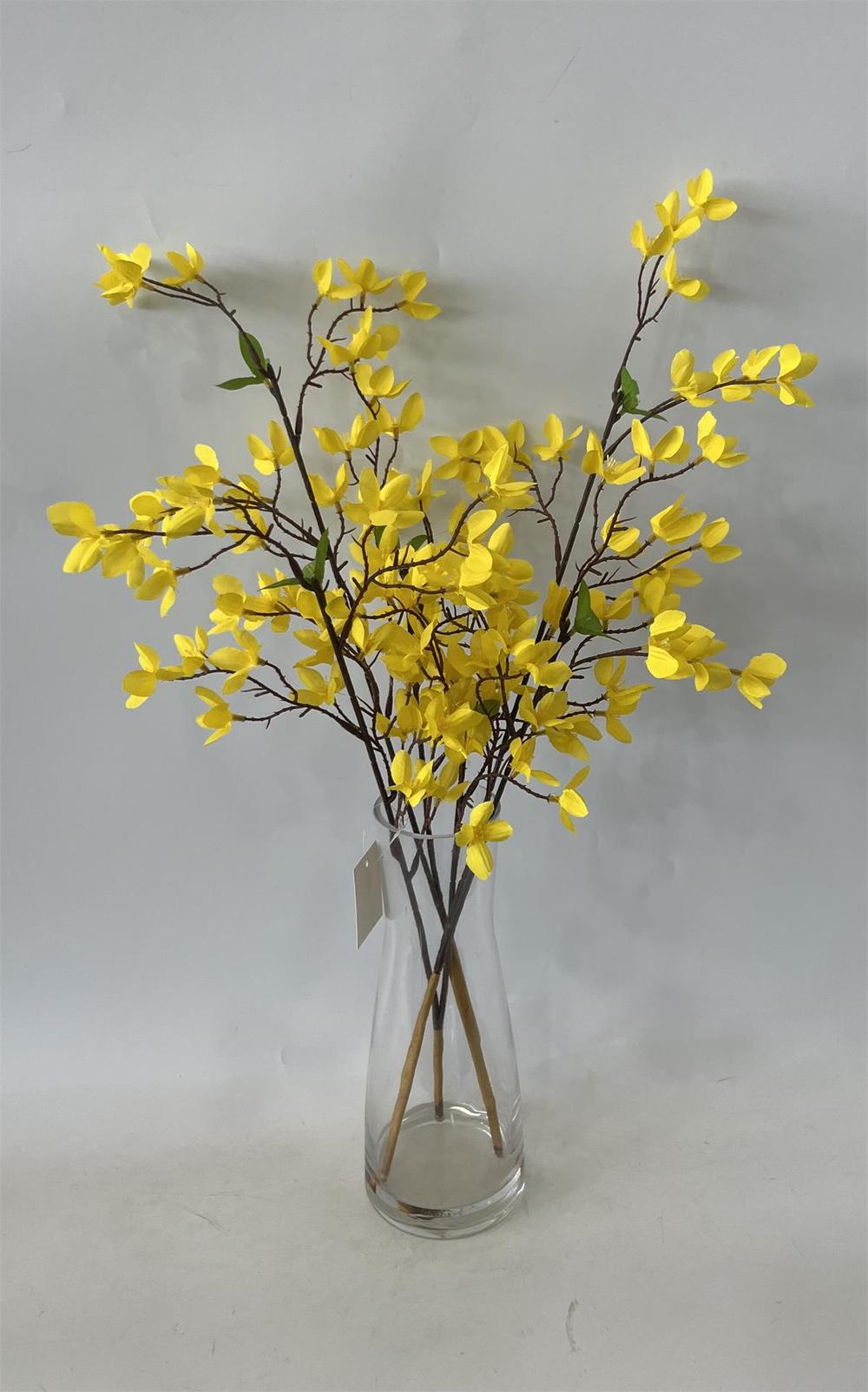 Botanical table decor