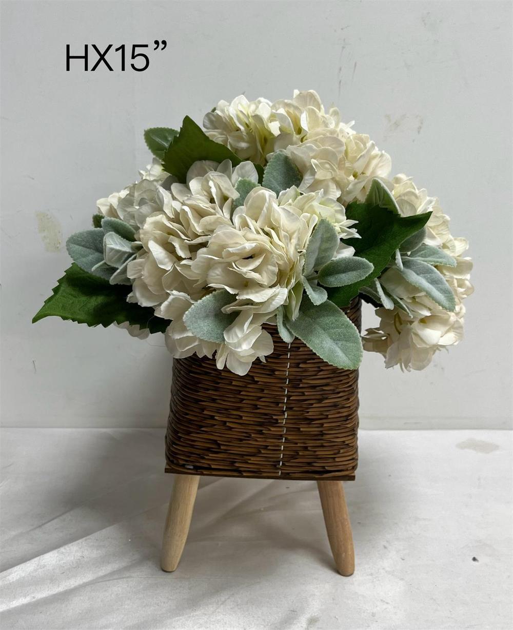 Botanical table decor
