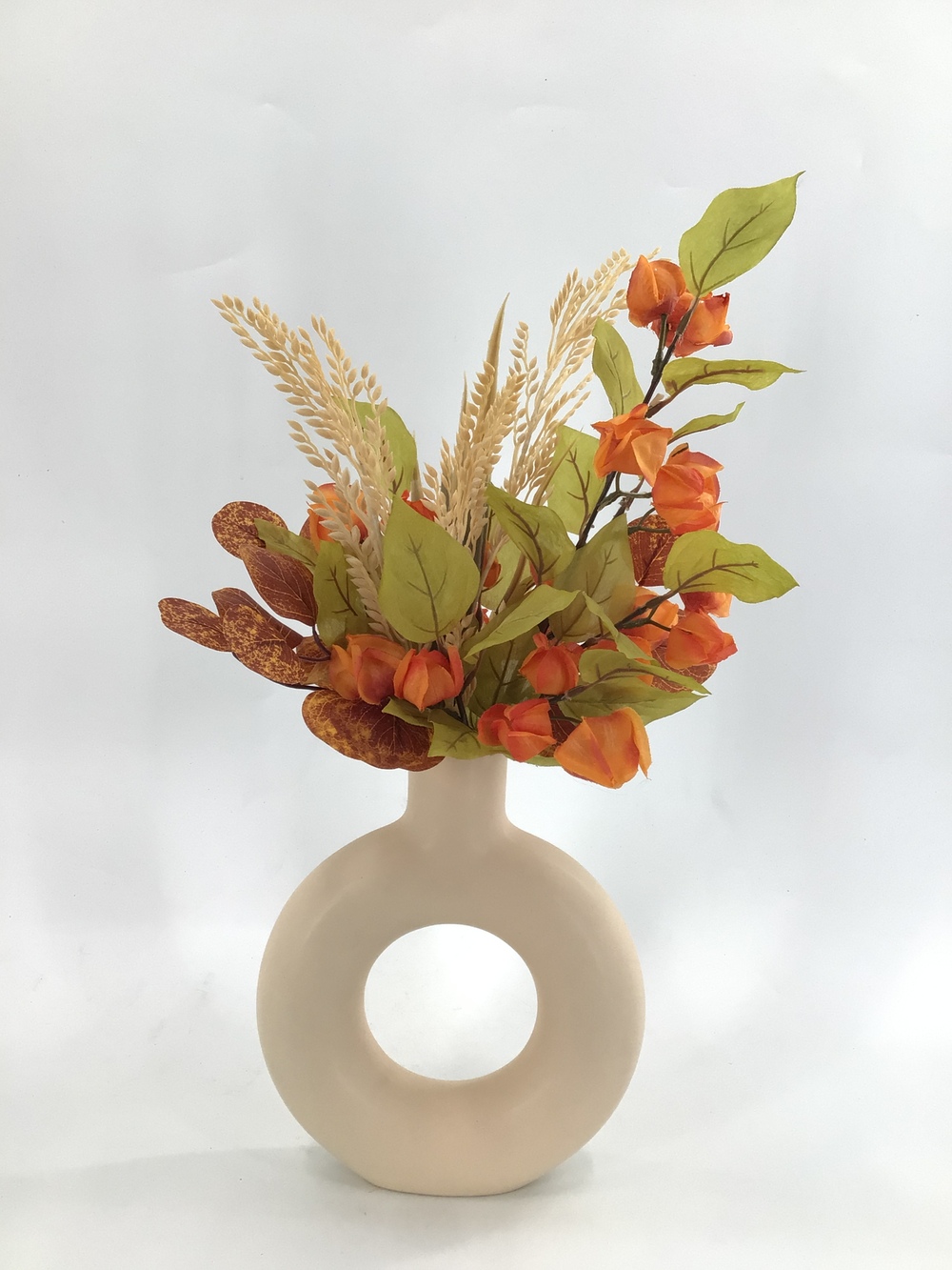 Botanical table decor