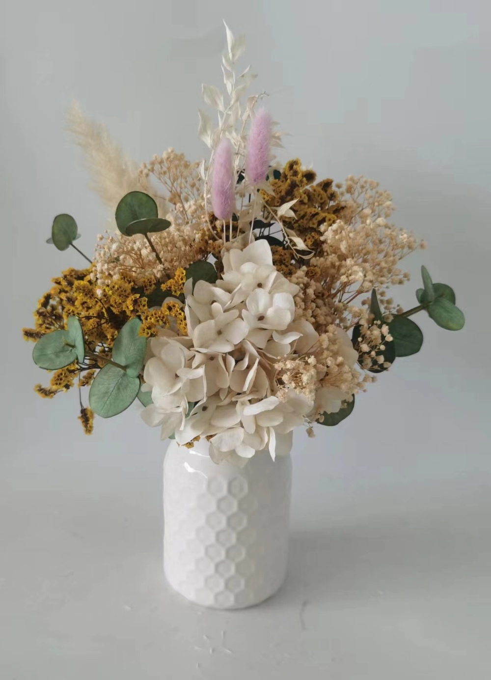 Botanical table decor