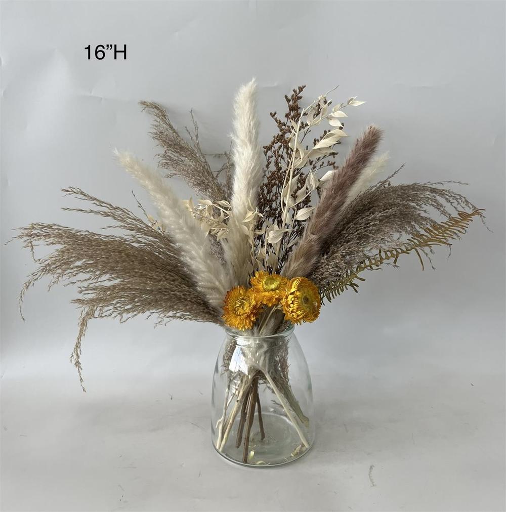 Botanical table decor