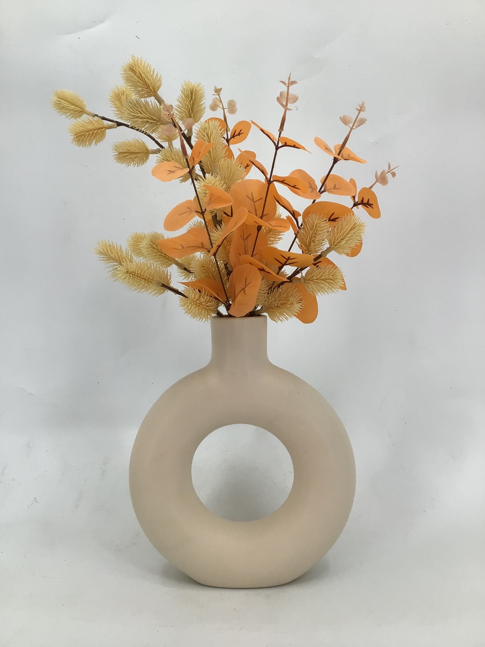Botanical table decor