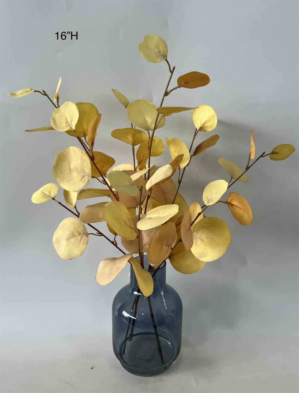 Botanical table decor