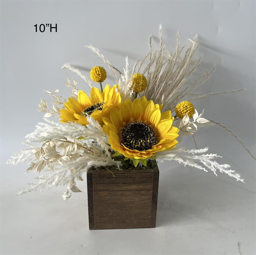Botanical table decor