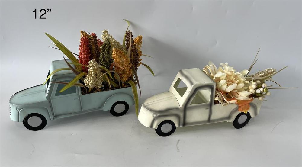 Botanical table decor