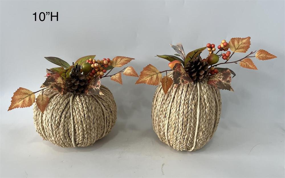 Botanical table decor