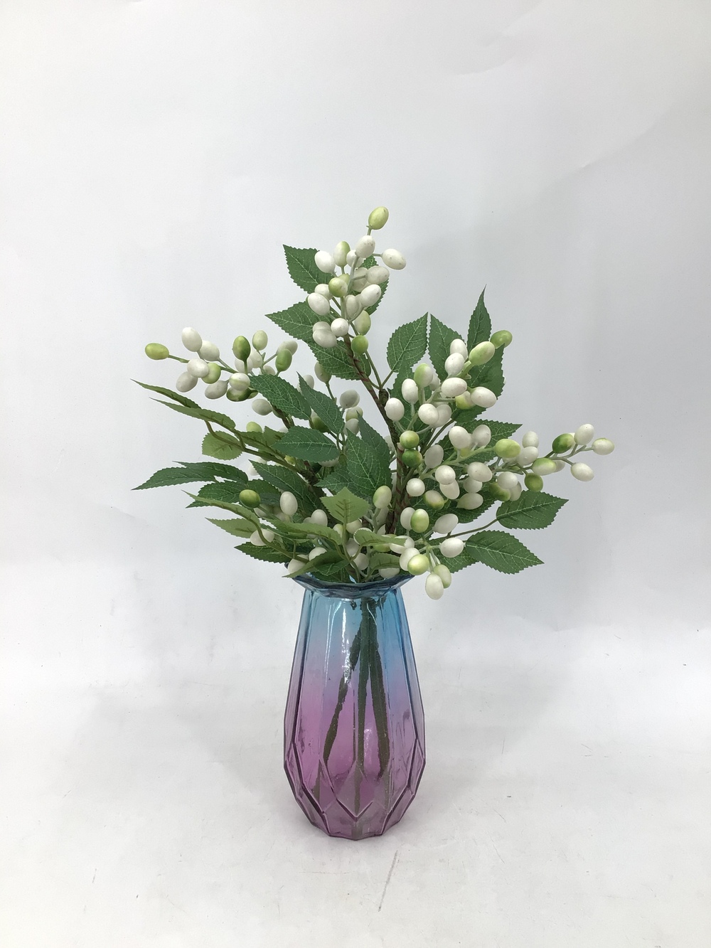 Botanical table decor