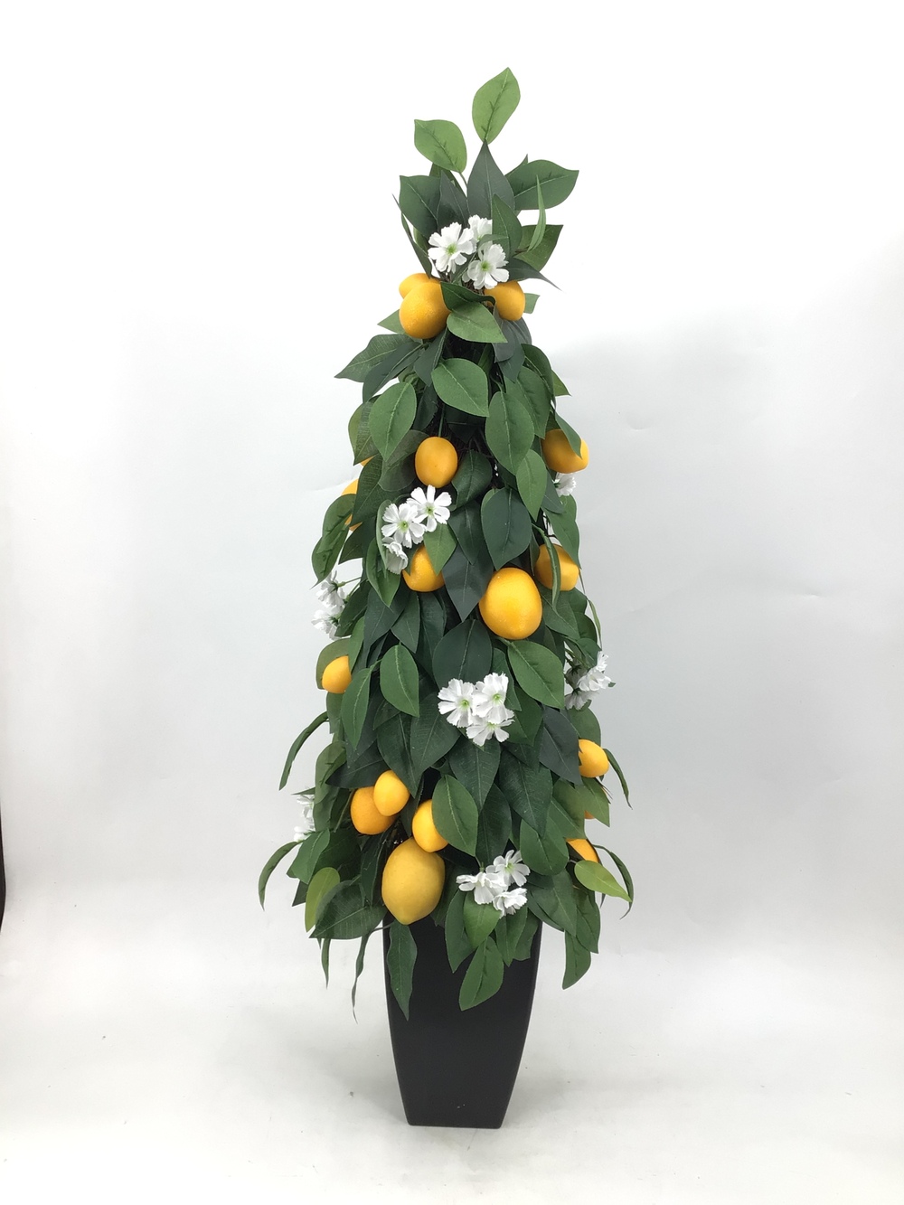 Botanical table decor