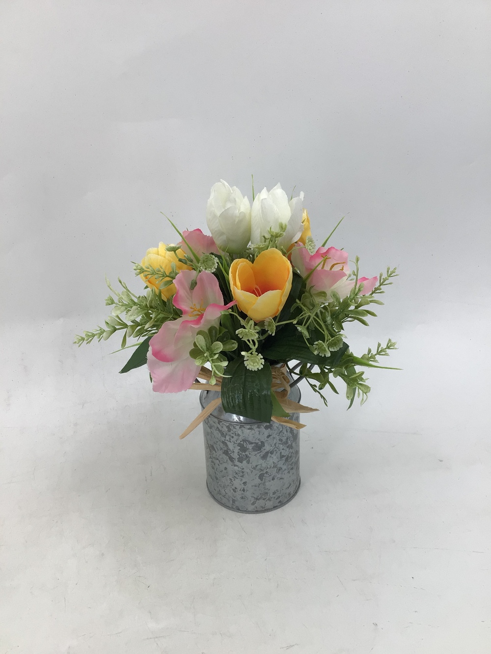 Botanical table decor